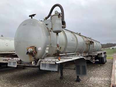 2009 Troxell 5880 gal T/A Vacuum Tanker Trailer