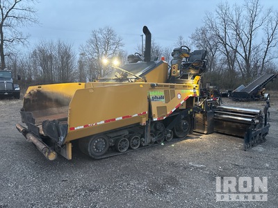 2015 Cat AP1055F Track Asphalt Paver