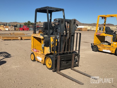 Hyster E40MM Electric Forklift