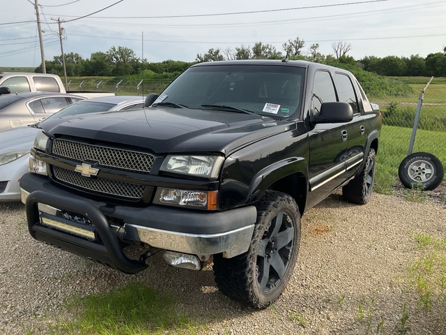 2004 Chevrolet Avalanche 1500 4x4 Pickup 2004 Chevrolet Avalanche 1500 4x4 Pickup