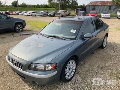 2004 Volvo S60 Sedan