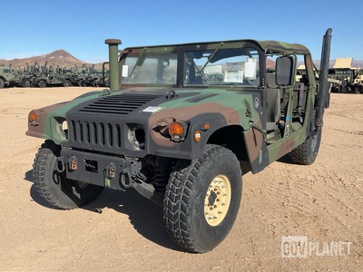 2000 AM General M1123 HMMWV 4 Door Soft Top w/Truck Body