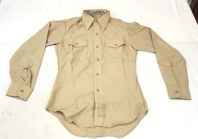 (91) Unused Khaki Long Sleeve Dress Shirts, Size 14 X 33