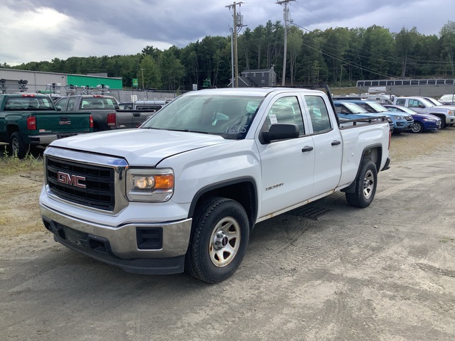 2015 GMC Sierra 1500 4x4 Pickup 2015 GMC Sierra 1500 4x4 Pickup