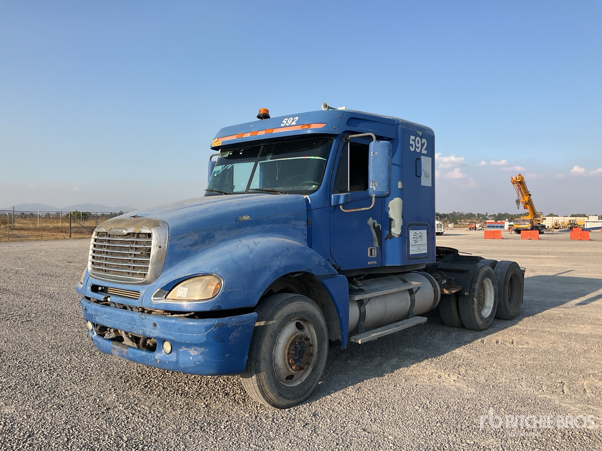 2009 Freightliner Columbia CL120 6x4 Tractocamion con Dormitorio / T/A Sleeper Truck Tractor