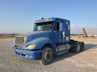 2009 Freightliner Columbia CL120 6x4 Tractocamion con Dormitorio / Cabeza Tractora Cabina Dormitorio