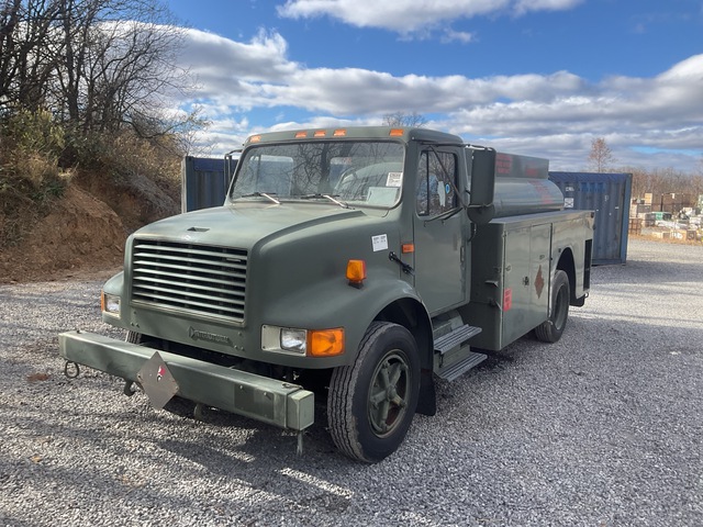1992 International 4700 Aircraft Refueling Truck 1992 International 4700 Aircraft Refueling Truck
