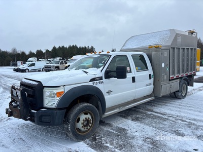 2011 Ford F-550 XL 4x4 Crew Cab Chipper Truck