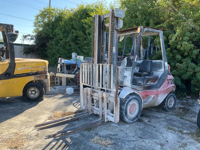 2001 Linde H30D-03 Forklift (Inoperable)