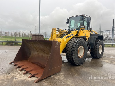 2005 Komatsu WA320-5H Wheel Loader