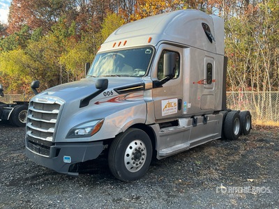 2019 Freightliner Cascadia 126 6x4 T/A Sleeper Truck Tractor (Inoperable)