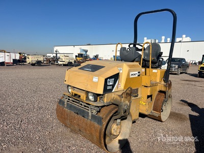 2012 Cat CB32 Double Drum Roller
