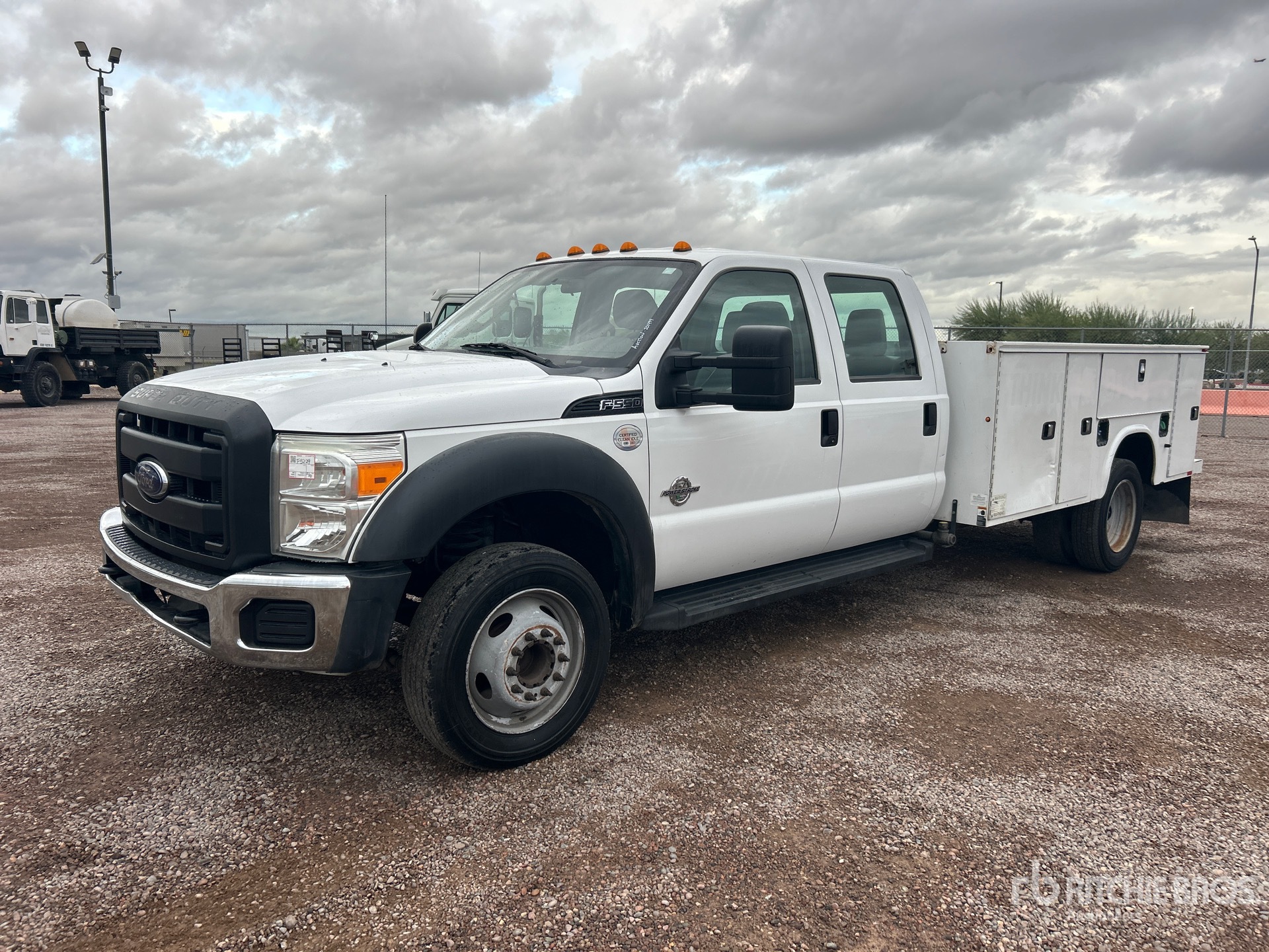 2016 Ford F-550 4x2 Crew Cab Utility Truck