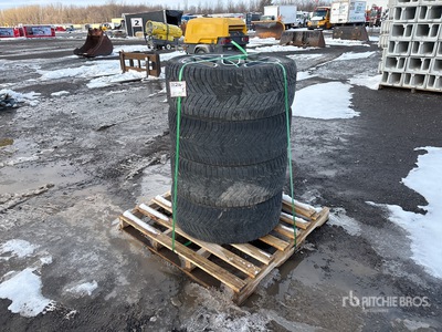Quantity of (4) 285/45R22 Reifen