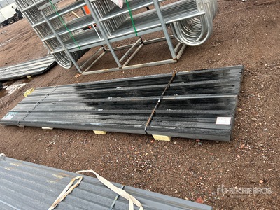 Quantity of (70) Black Metal Roof Panels 12 Ft X 3 Ft Varios otros (Unused)