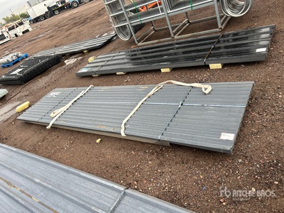 Quantity of (70) Grey Metal Roof Panels 12 Ft X 3 Ft Varios otros (Unused)