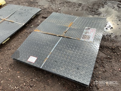 Quantity of (20) Black Steel Diamond Plate