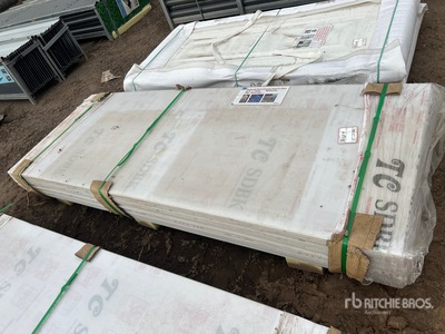 Quantity of (40) Clear Multi-Wall Polycarbonate Pane 35 In X 8 Ft