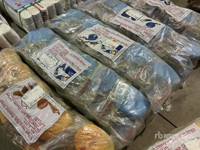 Quantity of (10) Blue Heavy Duty Ratchet Straps 2.4 In X 33 Ft Divers - autres