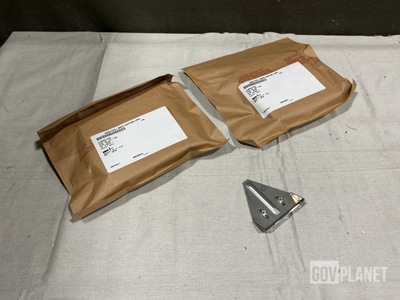 (50) Honeywell 976394-1 Angle Brackets
