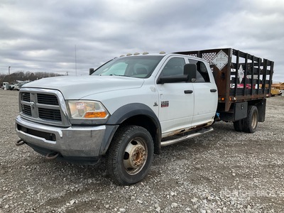 2011 Ram 5500 Heavy Duty 4x4 Kiepwagen met platte laadvloer