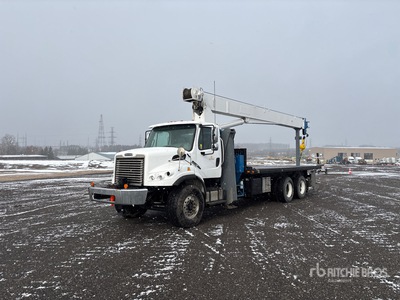 Manitex 26101C Straight Boom on 2013 Freightliner M2106 6x4 Camion à flèche