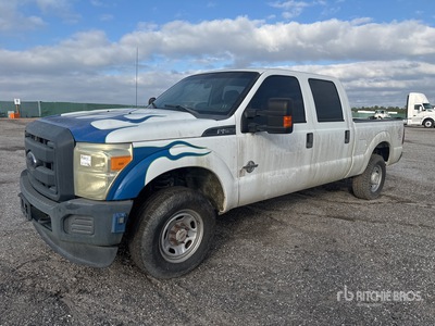 2015 Ford F-250 4x4 Crew Cab بيك اب
