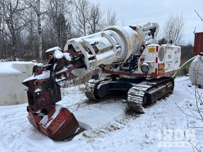 2001 TML 245R 油圧ショベル