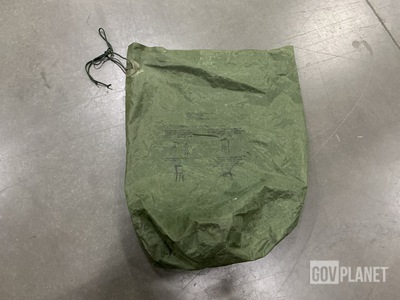 (34) Clothing Bags