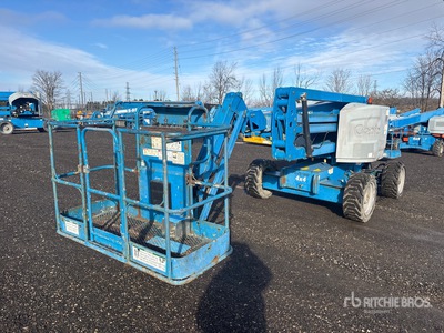 2013 Genie Z-45/25J 4WD Dual Fuel Articulating Boom Lift