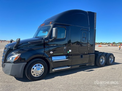 2019 Freightliner Cascadia 6x4 Sleeper Truck Tractor