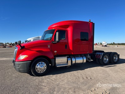 2018 International LT625 6x4 3- Achs Sattelzugmaschine mit Schlafkabine