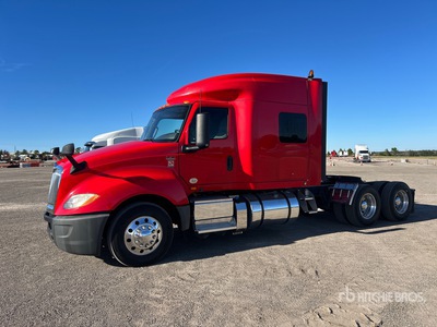 2018 International LT625 6x4 3- Achs Sattelzugmaschine mit Schlafkabine