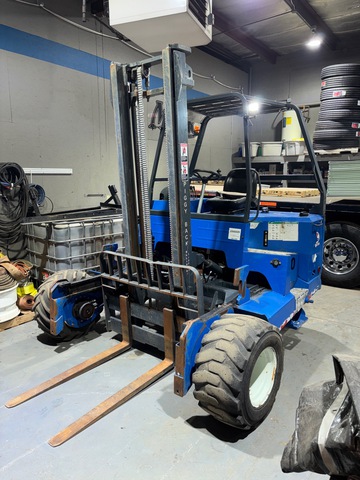 2015 Princeton PB 55.3 5500 lb 3x3 Truck Mounted Forklift