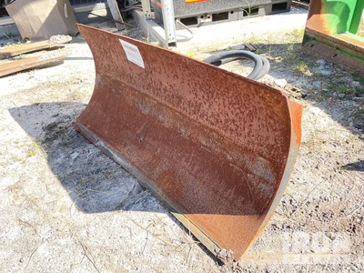 2009 Toro 22414 48 in Angle Mini Skid Steer Dozer