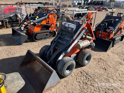 Thomas B210/ML25G1 Mini Minicargadora