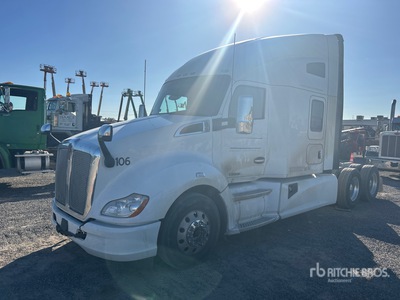 2017 Kenworth T680 6x4 Ciągnik siodłowy T/A z kabiną sypialną
