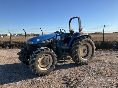 2005 New Holland TD95D 4WD Tractor