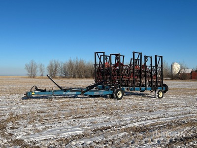 Blanchard Hydra-lift 40 ft Harrow Packer