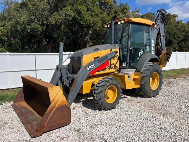 2018 John Deere 410L 4x4 Backhoe Loader