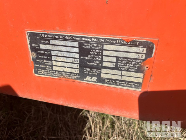 ELEVADOR TELESCóPICO 2013 JLG 4WD 660SJ