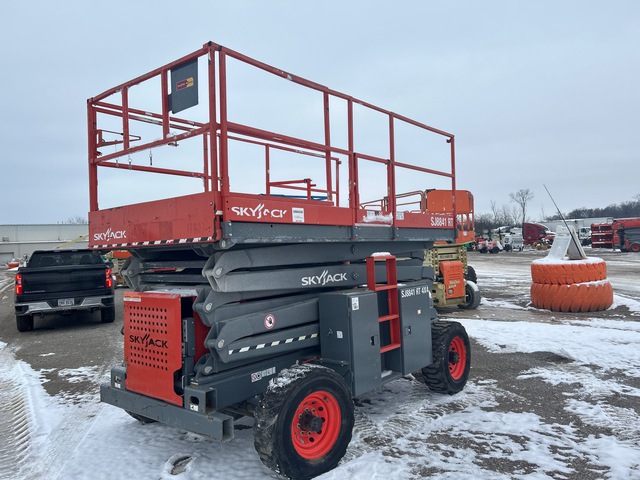 2017 Skyjack SJ8841RT Dual Fuel 4x4 Scissor Lift 2017 Skyjack SJ8841RT Dual Fuel 4x4 Scissor Lift