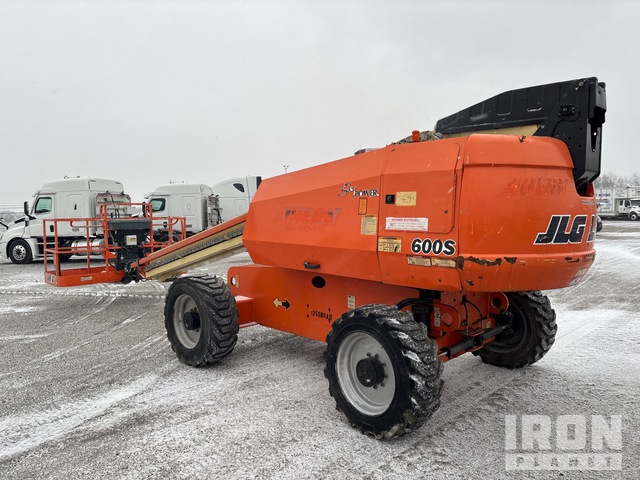 ELEVADOR TELESCóPICO 2014 JLG 4WD 600S