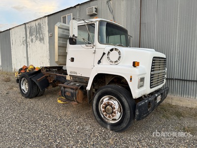 1994 Ford LN9000 Cab and Chassis (Inoperable)