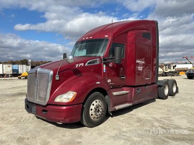 2019 Kenworth T680 6x4 Cabeza Tractora Cabina Dormitorio
