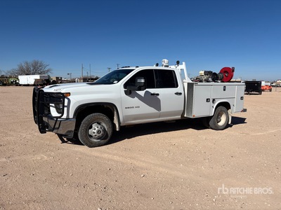 2020 Chevrolet Silverado 3500HD 4x4 Crew Cab Camion utilitaire