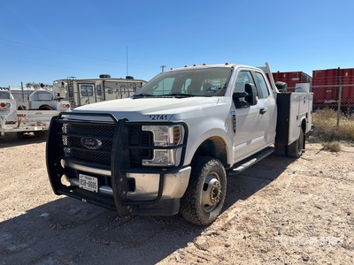 2019 Ford F-350 4x4 Extended Cab Servicewagen