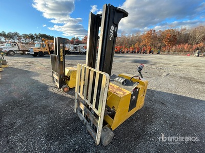 2015 Yale MCW040LEN24TE083 4000 lb Elektrische stapelaar