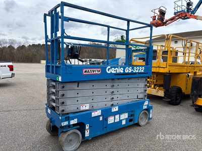 2011 Genie GS-3232 Electric Scissor Lift