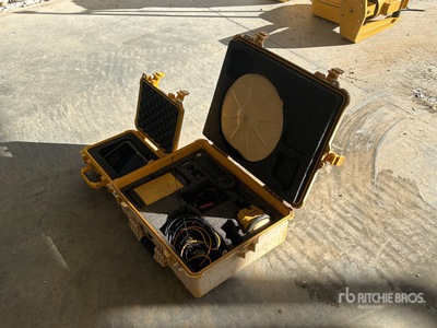 Quantity of (2) Trimble Survey Kit #4 GPS 機器　その他